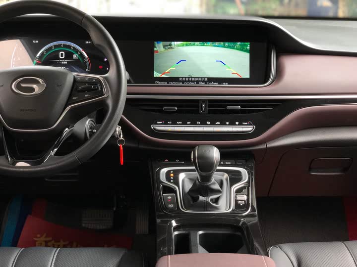 Фото 10 - GAC Trumpchi M6