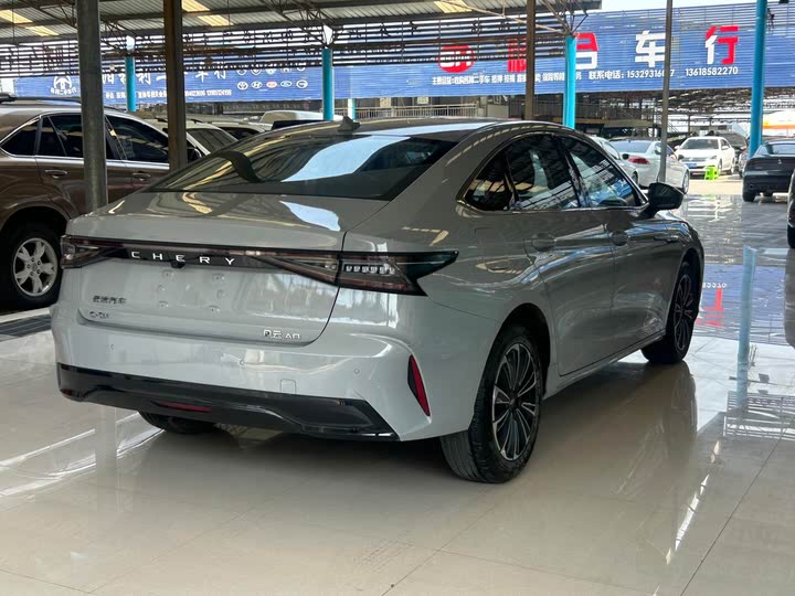 Фото 4 - Chery Fulwin A8