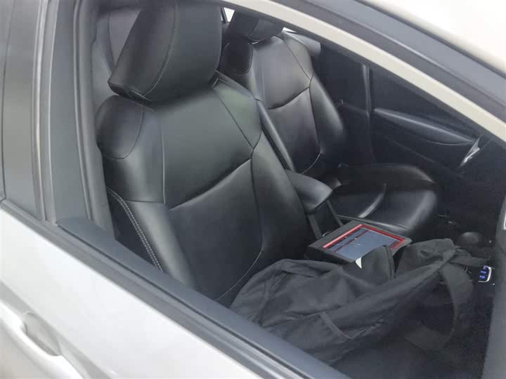 Фото 25 - Toyota Corolla