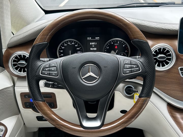 Фото 8 - Mercedes-Benz Vito