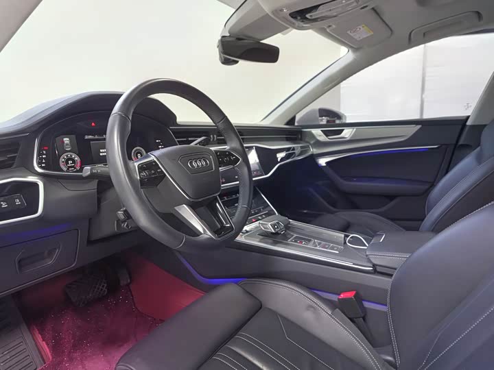 Фото 9 - Audi A7