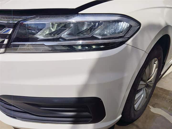 Фото 24 - Volkswagen Lavida