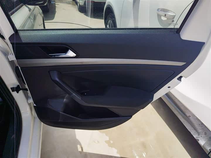 Фото 27 - Volkswagen Lavida