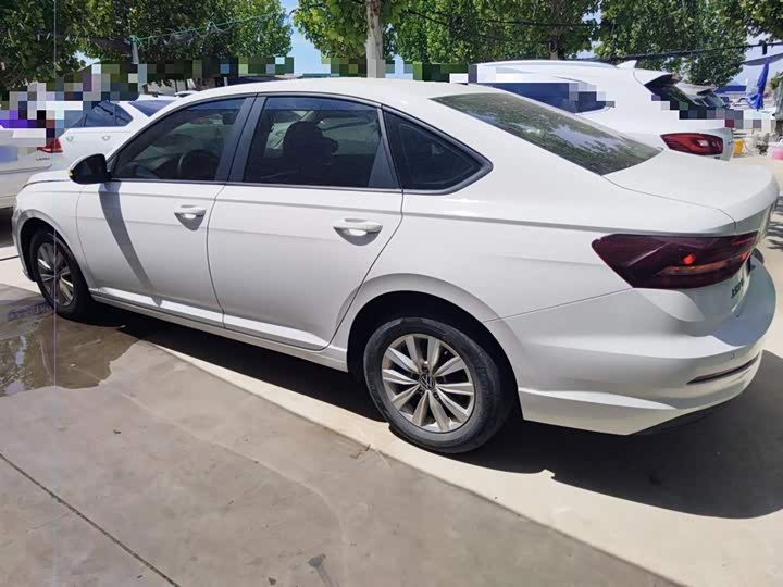 Фото 5 - Volkswagen Lavida