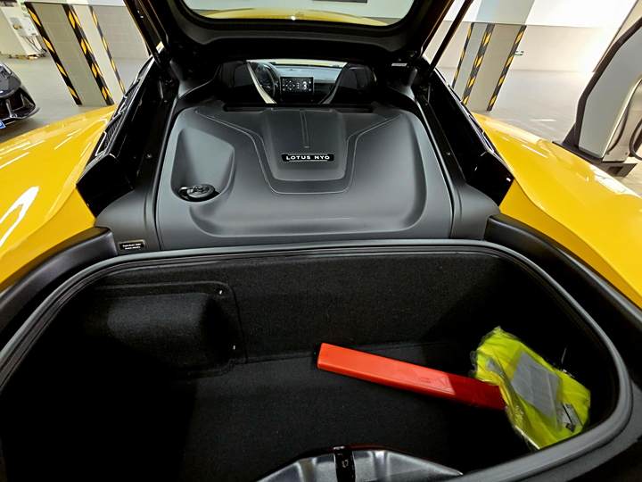 Фото 16 - Lotus Emira