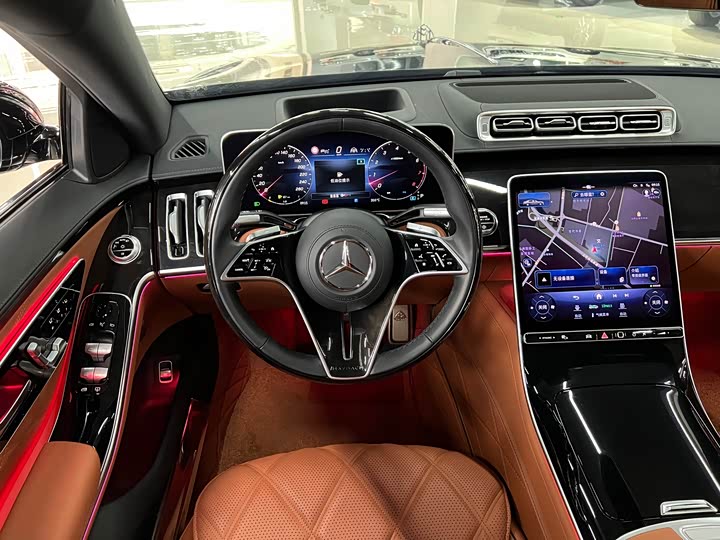 Фото 15 - Mercedes-Benz Maybach S-Class