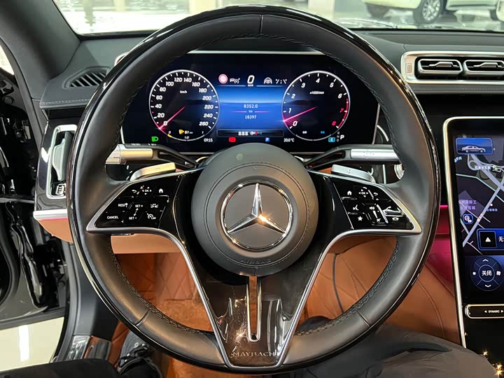 Фото 18 - Mercedes-Benz Maybach S-Class