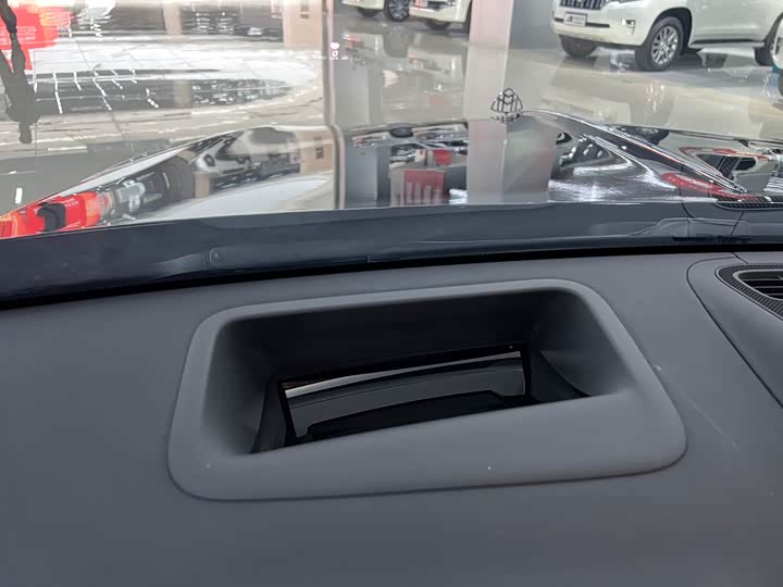 Фото 20 - Mercedes-Benz Maybach S-Class