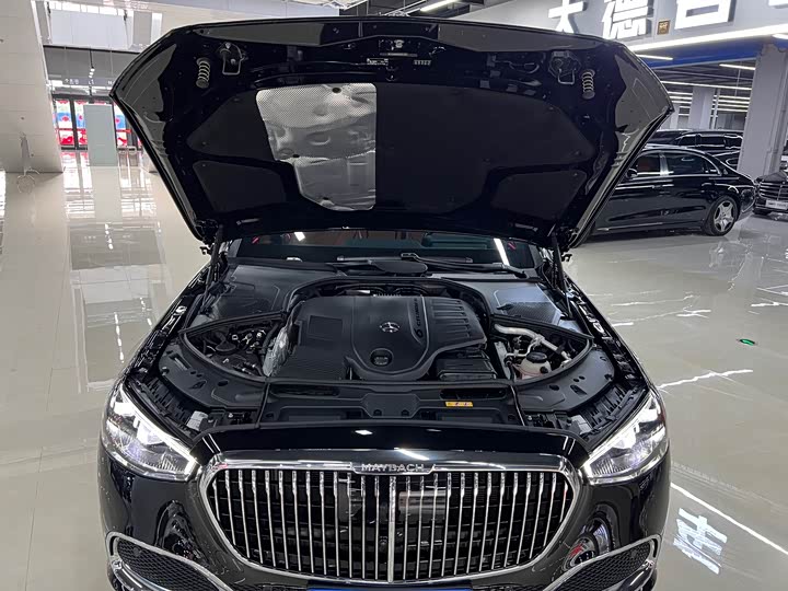 Фото 24 - Mercedes-Benz Maybach S-Class