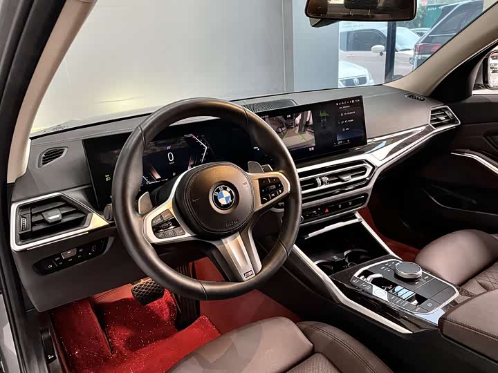 Фото 10 - BMW 3 Series