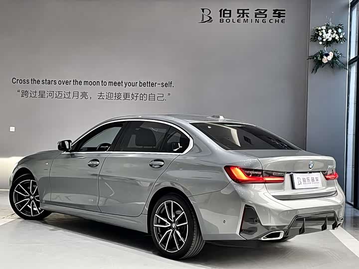 Фото 15 - BMW 3 Series