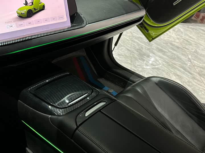 Фото 11 - XPeng P7