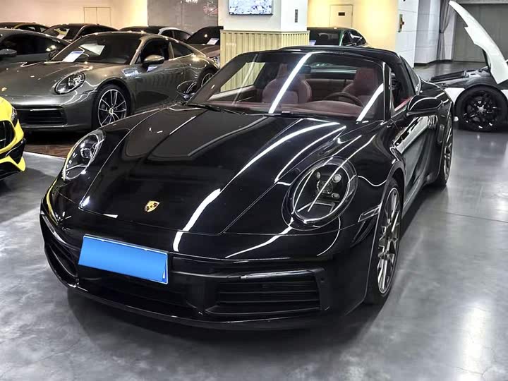 Фото 1 - Porsche 911