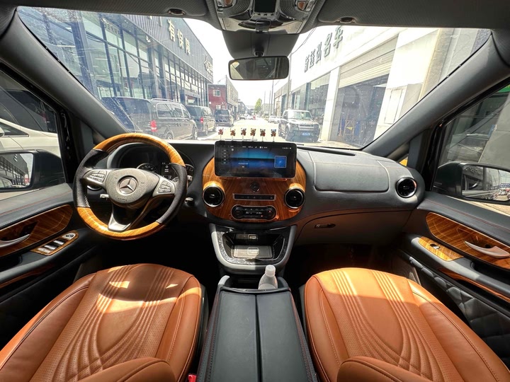 Фото 8 - Mercedes-Benz Vito