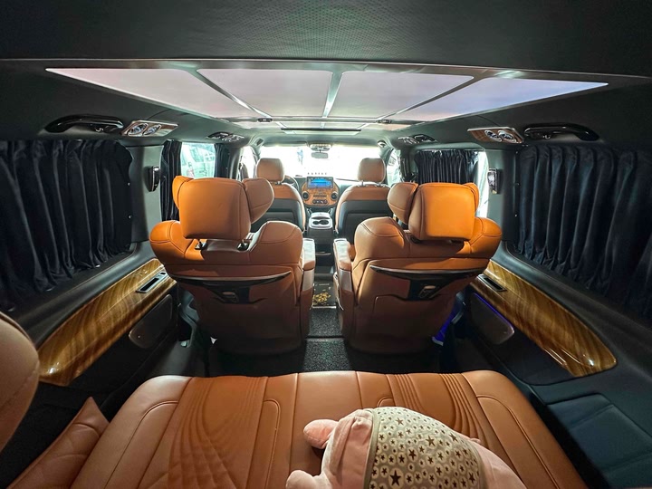 Фото 9 - Mercedes-Benz Vito