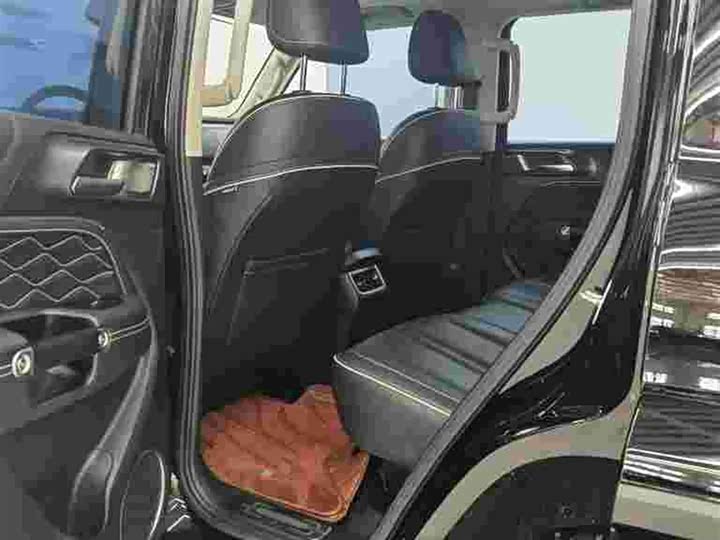 Фото 8 - Tank 300