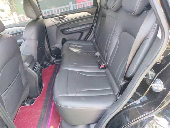 Фото 17 - Haval M6