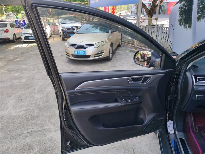 Фото 28 - Haval M6