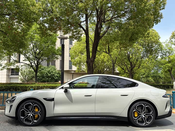 Фото 11 - Xiaomi SU7