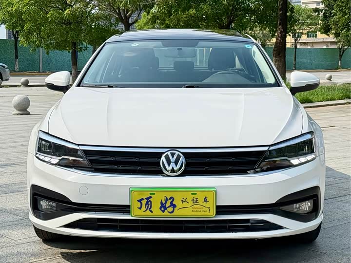 Фото 2 - Volkswagen Lamando L