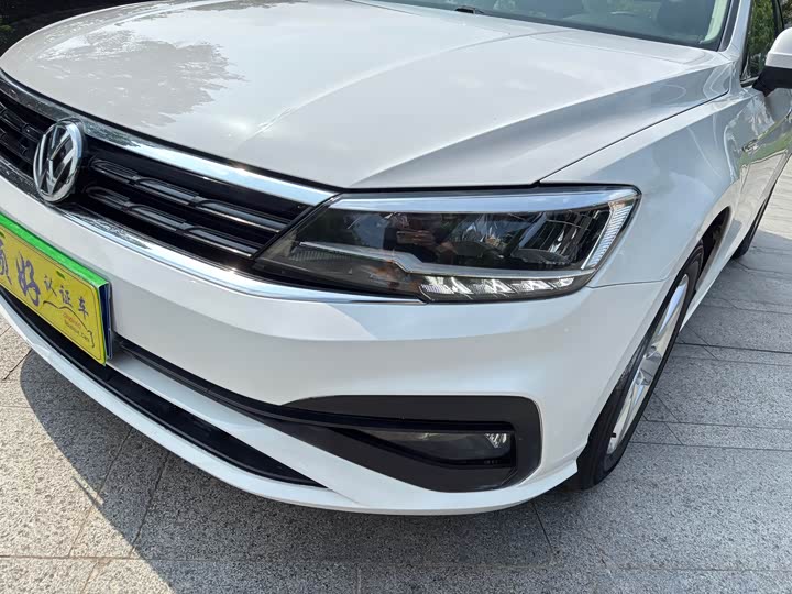 Фото 23 - Volkswagen Lamando L