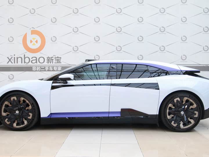 Фото 2 - HiPhi Z