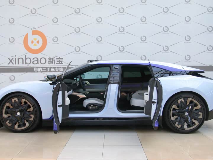 Фото 3 - HiPhi Z