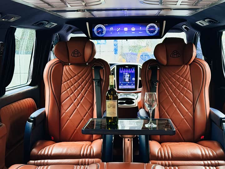 Фото 12 - Mercedes-Benz Vito