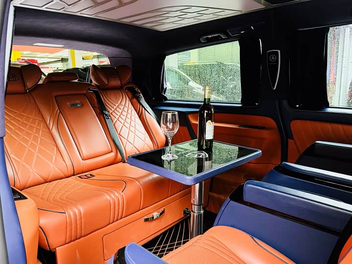 Фото 13 - Mercedes-Benz Vito