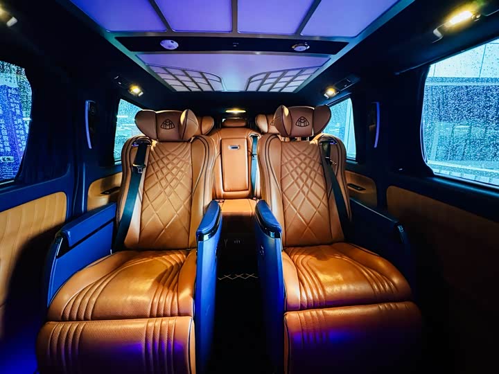 Фото 15 - Mercedes-Benz Vito