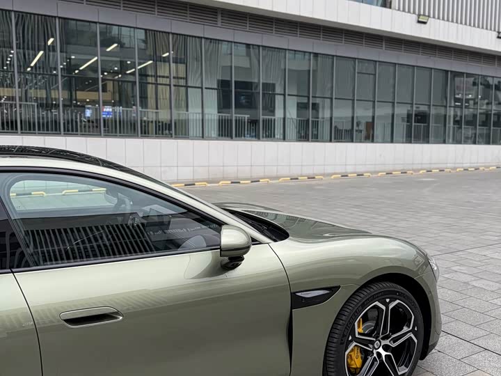 Фото 17 - Xiaomi SU7