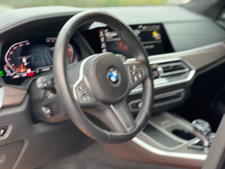 Фото 10 - BMW X5