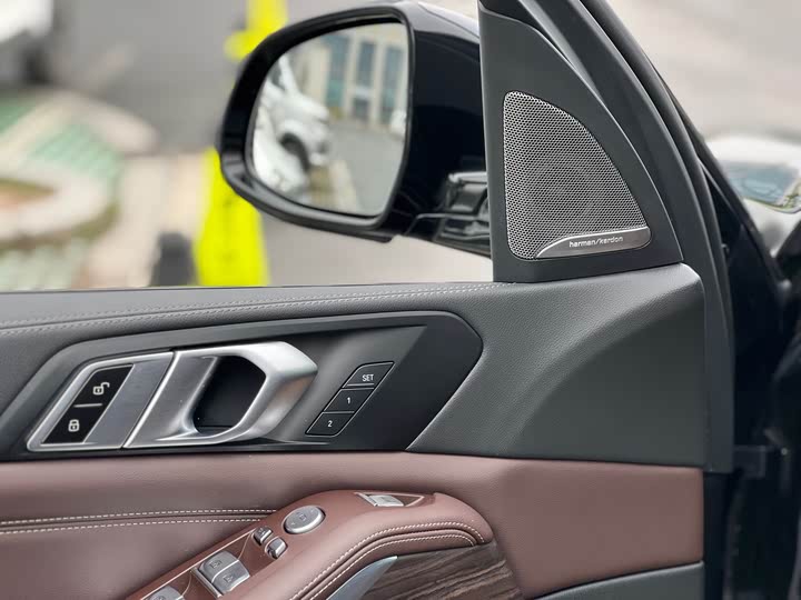 Фото 12 - BMW X5