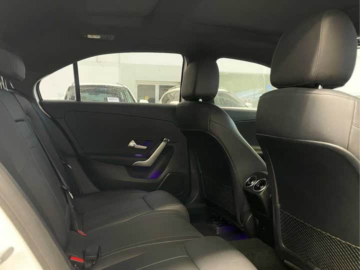 Фото 6 - Mercedes-Benz A-Class