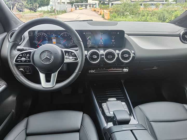Фото 7 - Mercedes-Benz GLA-Class