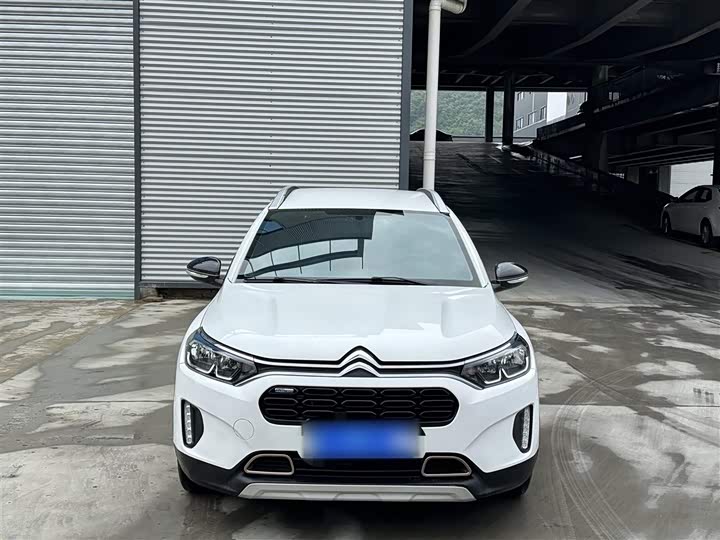 Фото 6 - Citroen C3-XR