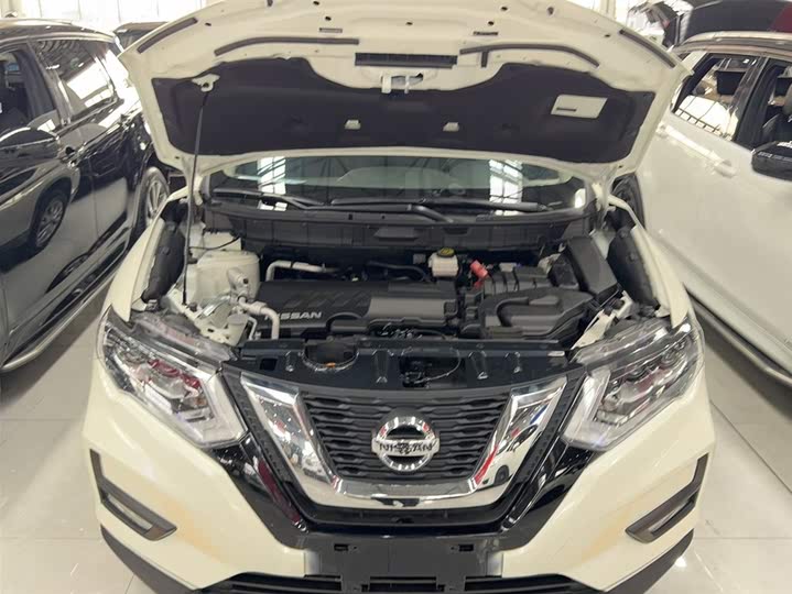 Фото 13 - Nissan X-Trail