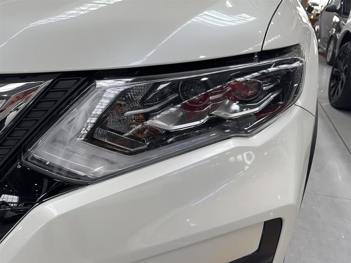 Фото 3 - Nissan X-Trail