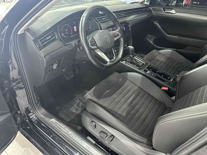 Фото 10 - Volkswagen Magotan