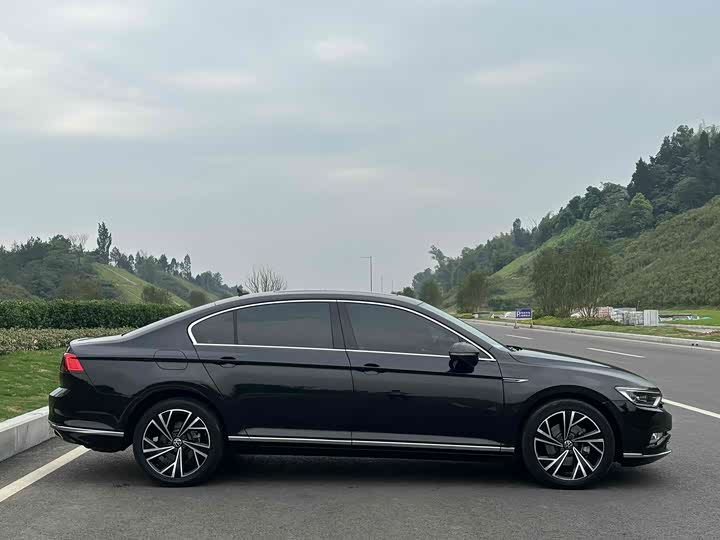 Фото 22 - Volkswagen Magotan