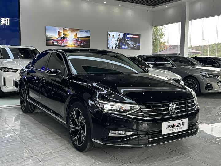 Фото 3 - Volkswagen Magotan