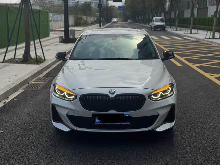 Фото 1 - BMW 1 Series