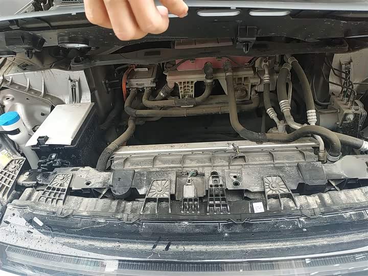 Фото 20 - XPeng P7