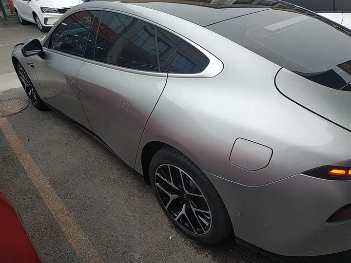 Фото 5 - XPeng P7