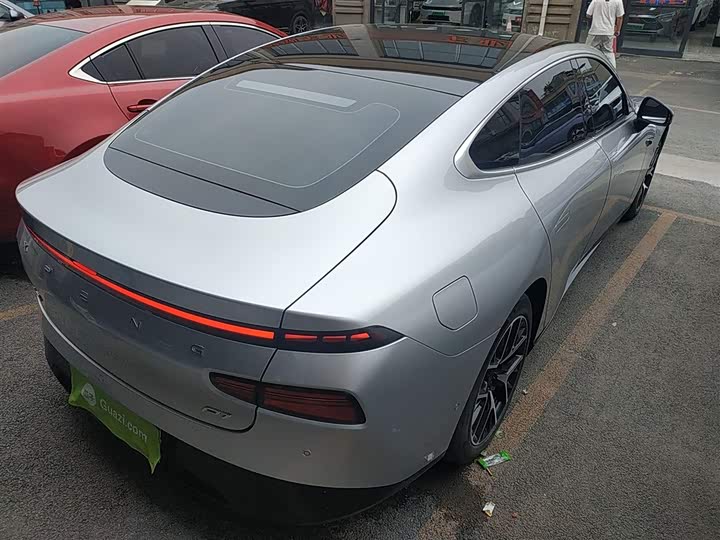 Фото 7 - XPeng P7