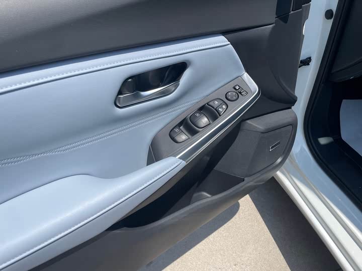 Фото 11 - Nissan Sylphy