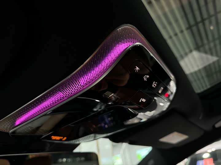 Фото 23 - Mercedes-Benz S-Class