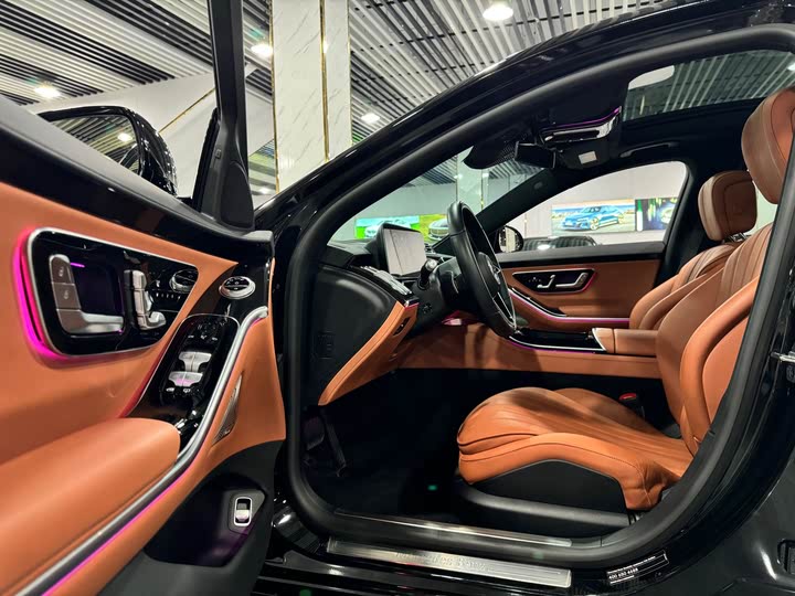 Фото 4 - Mercedes-Benz S-Class