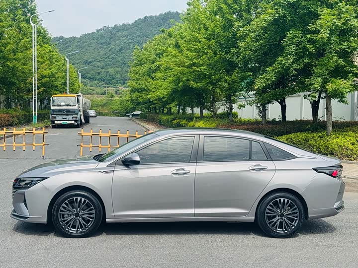 Фото 14 - Dongfeng Aeolus Yixuan Max