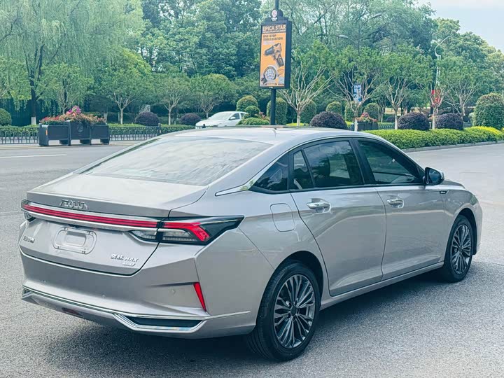 Фото 7 - Dongfeng Aeolus Yixuan Max